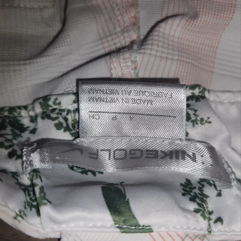 Womans nike capri pants - Picture 2 of 3